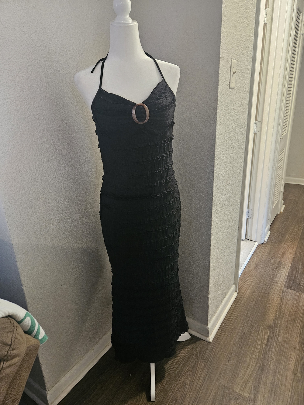SHEIN Black Halter Maxi Dress with Front Ring